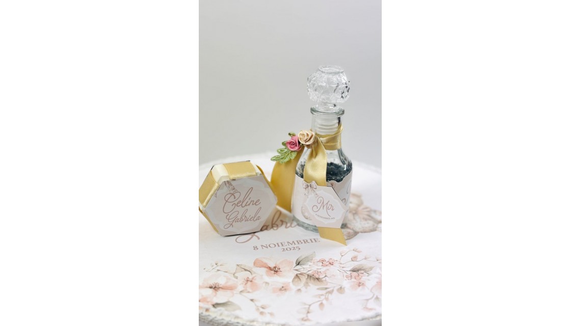 Trusou botez Nude Teddy Bear Toile de Jouy bej crem cu accente light pink și pattern floral vintage 9